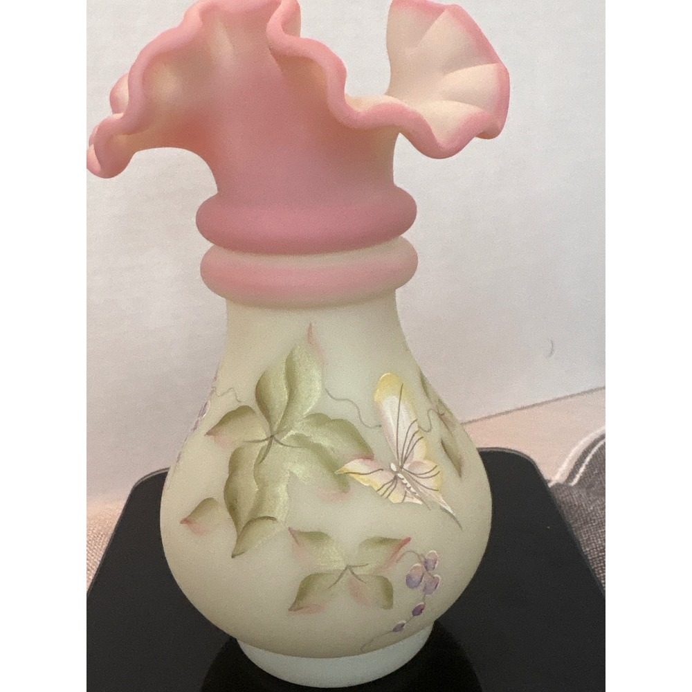 Fenton Burmese Glass Butterfly Vase Hand Painted‎ P Thornley George W Fenton 6"